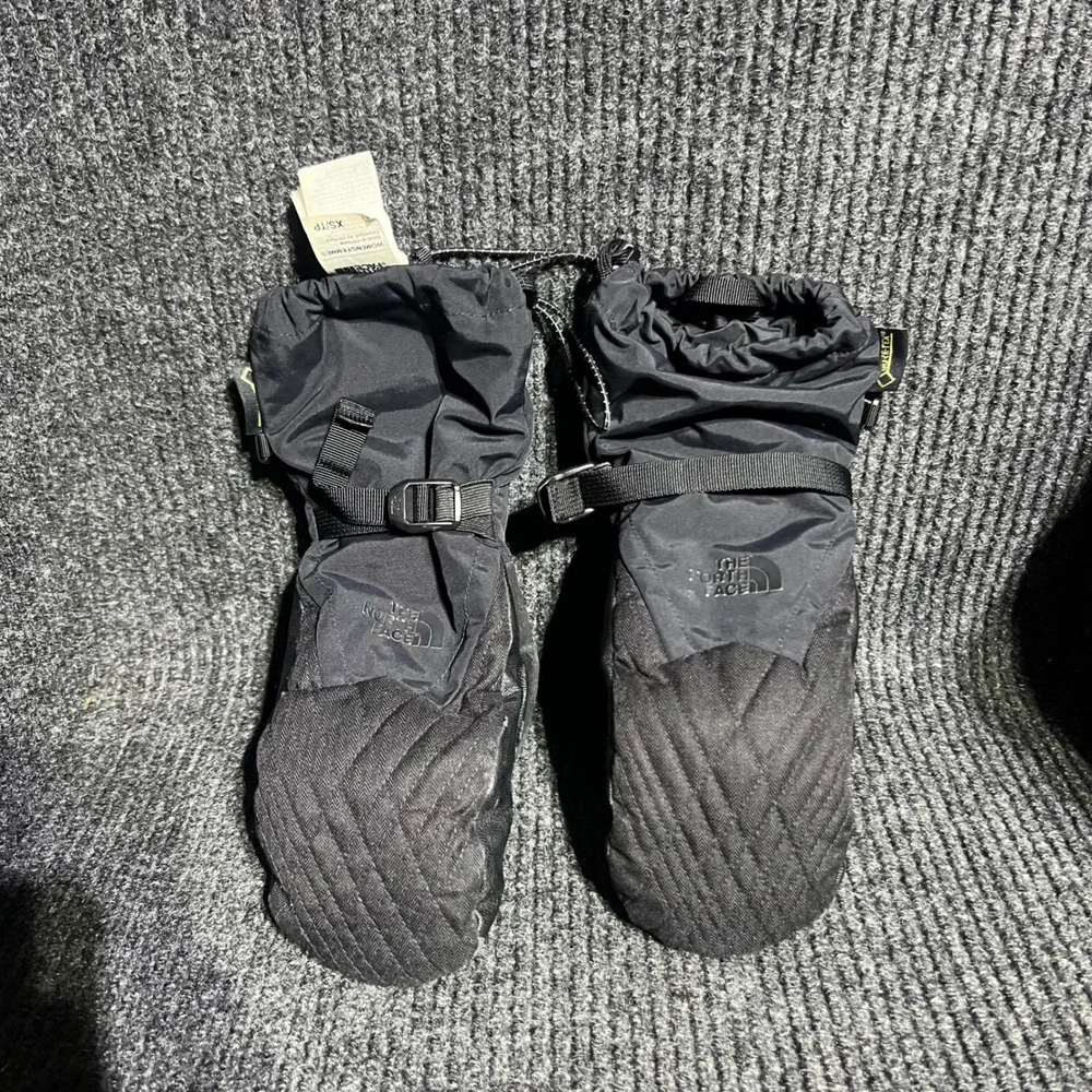 The North Face Mittens Womens XS Black GoreTex Ski Snowboard Winter Gloves